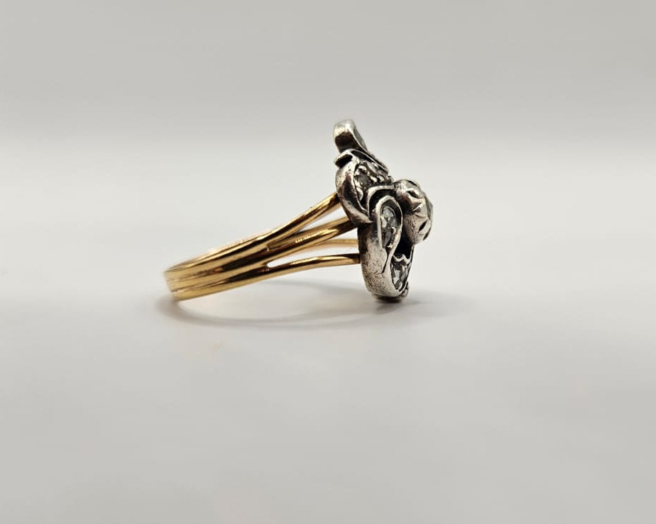 Bague Portugaise de fin1800 en or 19,2ct