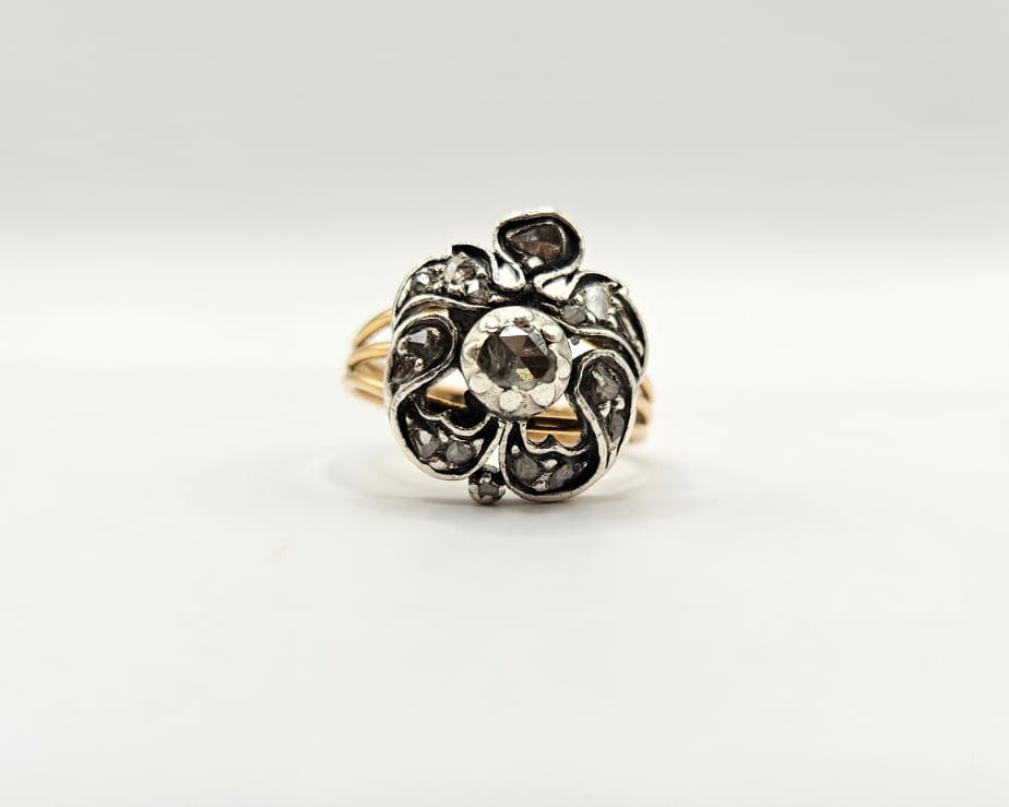Bague Portugaise de fin1800 en or 19,2ct